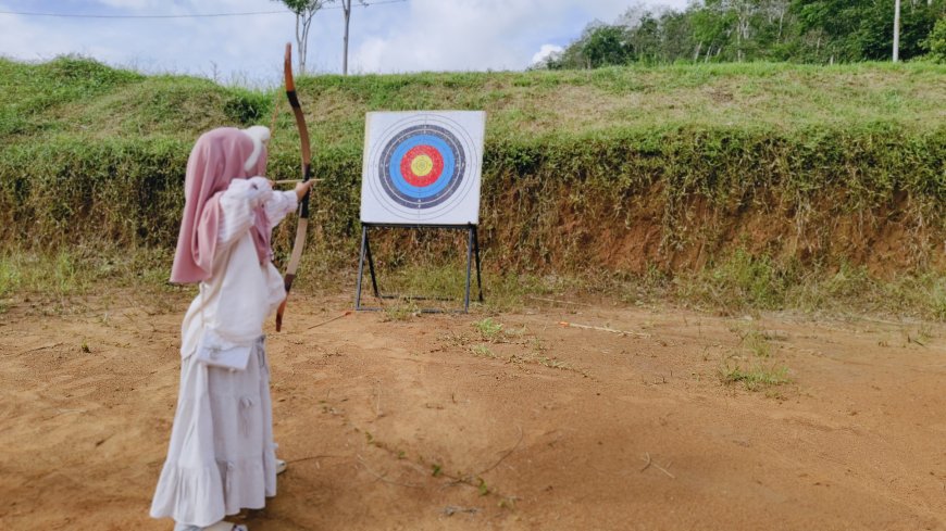 Kegiatan Panahan Mingguan Cendekia Archery Club: Terbuka untuk Umum, Dilatih Khusus Oleh Instruktur Yang Ahli