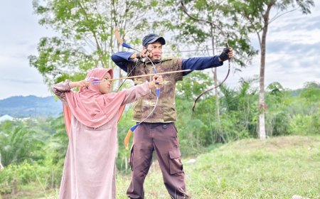 Santri Cendekia Muslim Antusias Ikuti Kelas Panahan