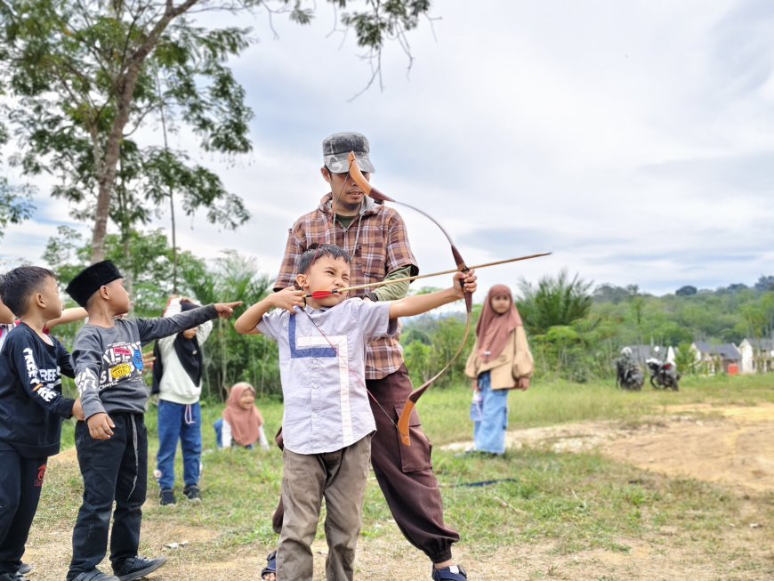 Santri Cendekia Muslim Antusias Ikuti Kelas Panahan